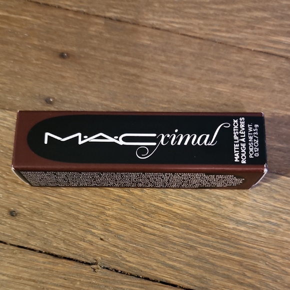 MAC Cosmetics M.A.Cximal Matte Lipstick - Mixed Media #692 NEW - Picture 1 of 5